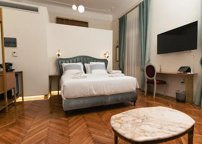 Aparthotel Clio, A Luxury Collection 4*