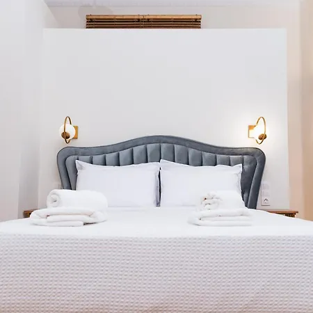 Clio, A Luxury Collection 4*