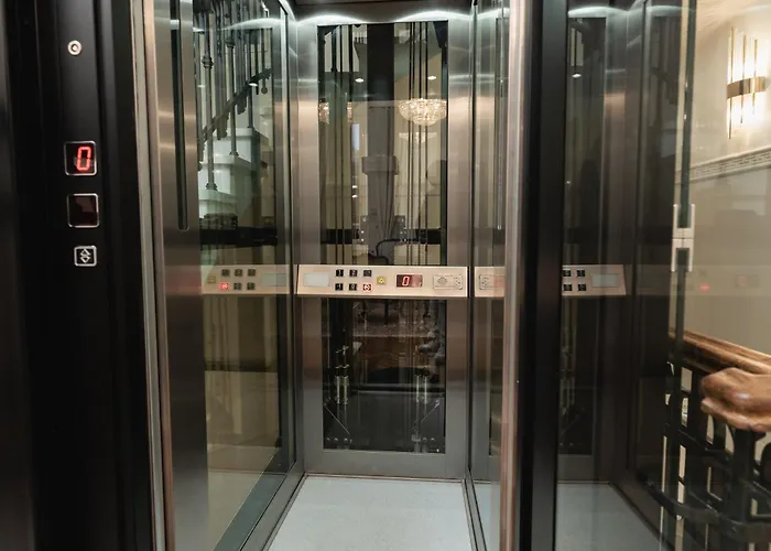 Clio, A Luxury Collection Selanik